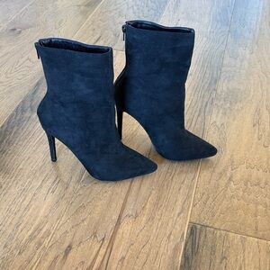 Elegant Black Suede Ankle Boots